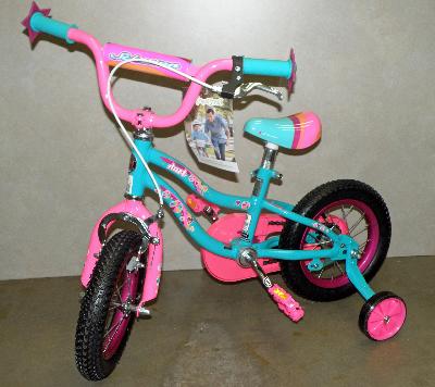 COLORFUL-SMALL-BIKE-WITH-TRAINING-WHEELS-10 Colorful Small Bike with Training Wheels - #10