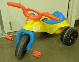 YELLOW & BLUE TOY FP-3 Wheeler-blue & yellow-#17